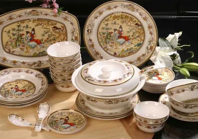 石英粉可用于陶瓷領(lǐng)域.jpg 石英粉可用于陶瓷領(lǐng)域.jpg