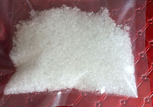 負(fù)離子粉凈化的作用經(jīng)過(guò)釋放的負(fù)氧離子的作用